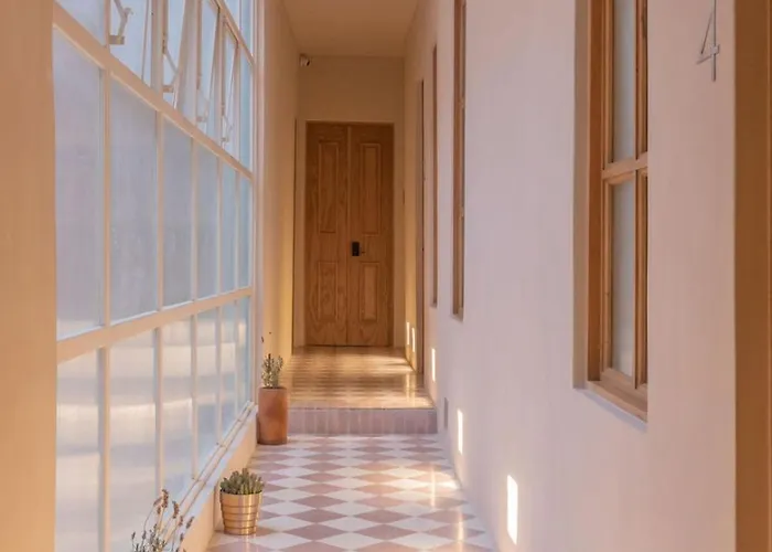 Historic Boutique Loft + Rooftop San Rafael *